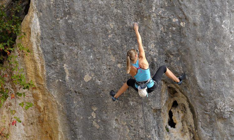 climbing in andonno